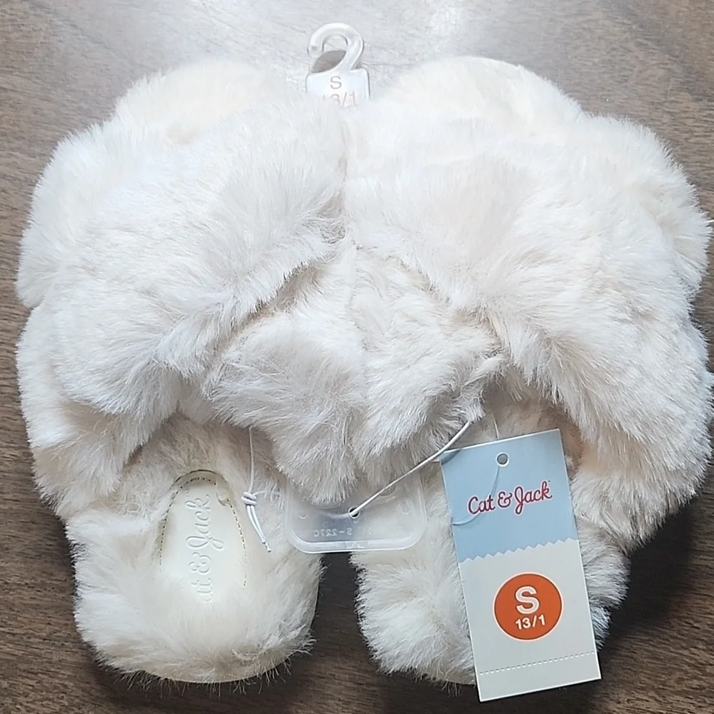 Cat & Jack Slippers, Cream/Brooklyn, Girls Size Small‎ 13/1, New